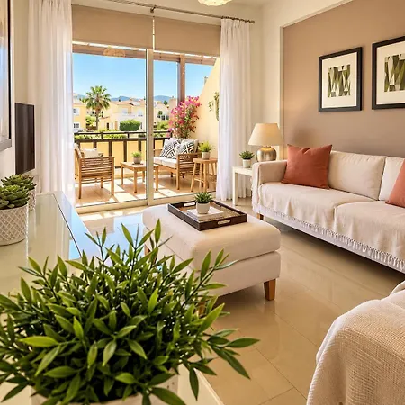 Apartment Modern And Stylish In Vanessa Complex Peyia