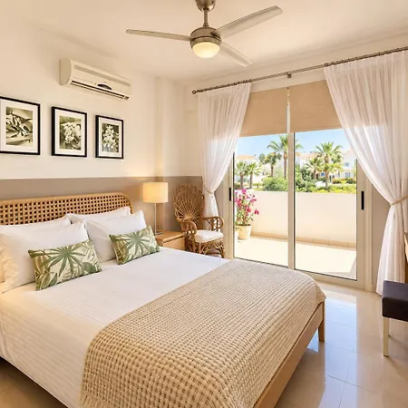 Apartment Modern And Stylish In Vanessa Complex *